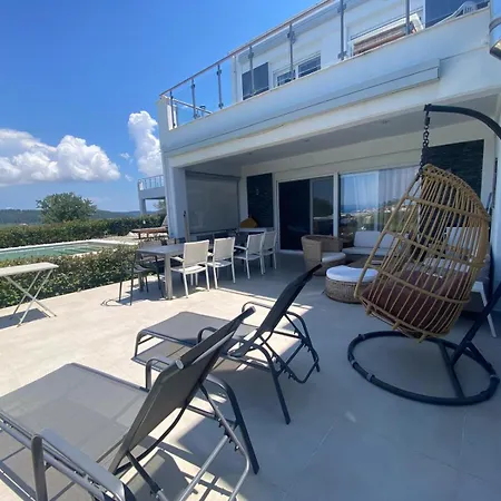 Βίλα Mariana 4bdrm With Stunning View *