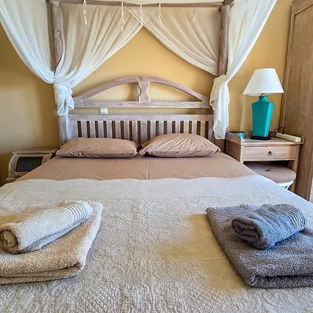 Mariana 4bdrm With Stunning View *